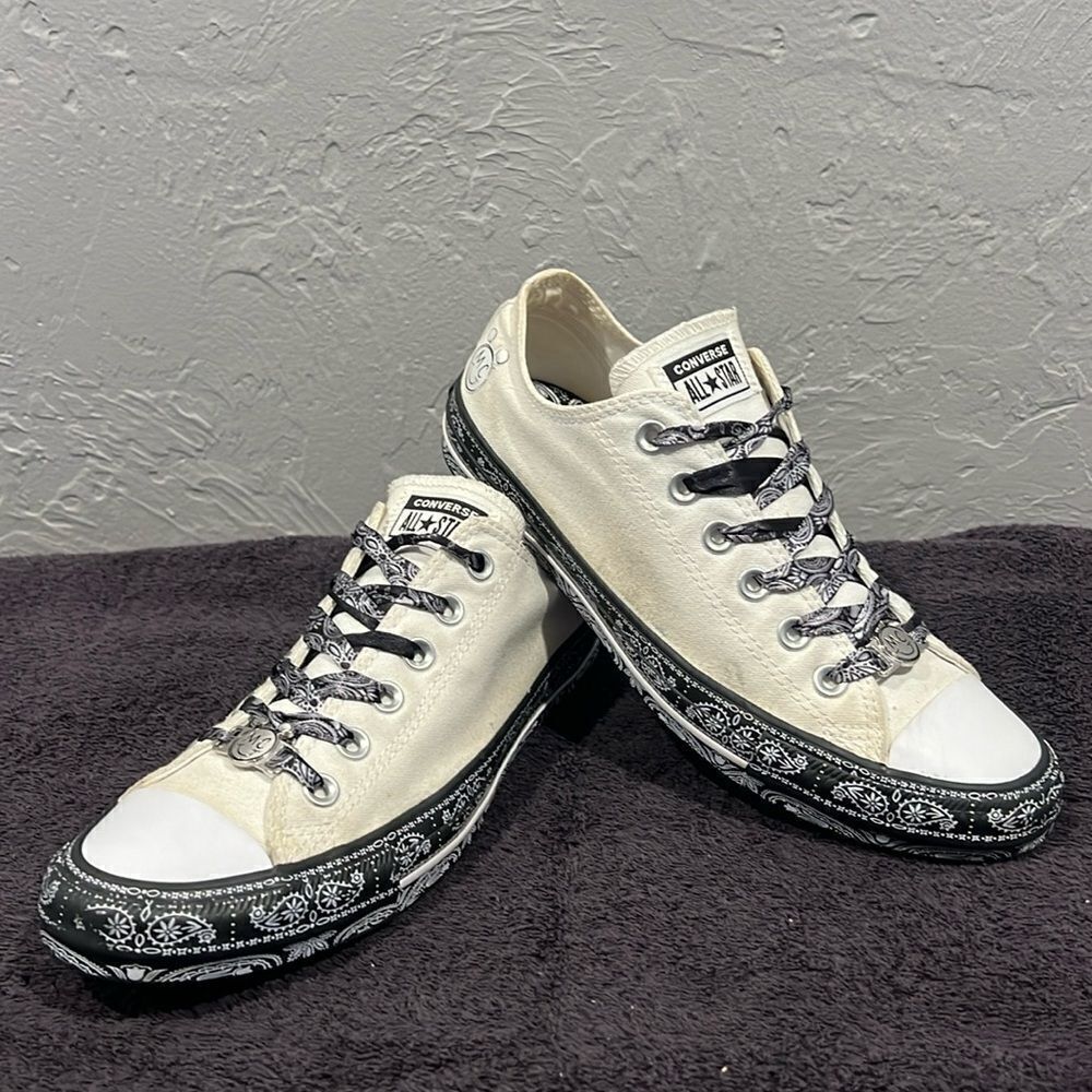 🔥🔥 Converse X Miley Cyrus Colab “RARE” Black White Sneakers Women Sz 8.5 - GUC